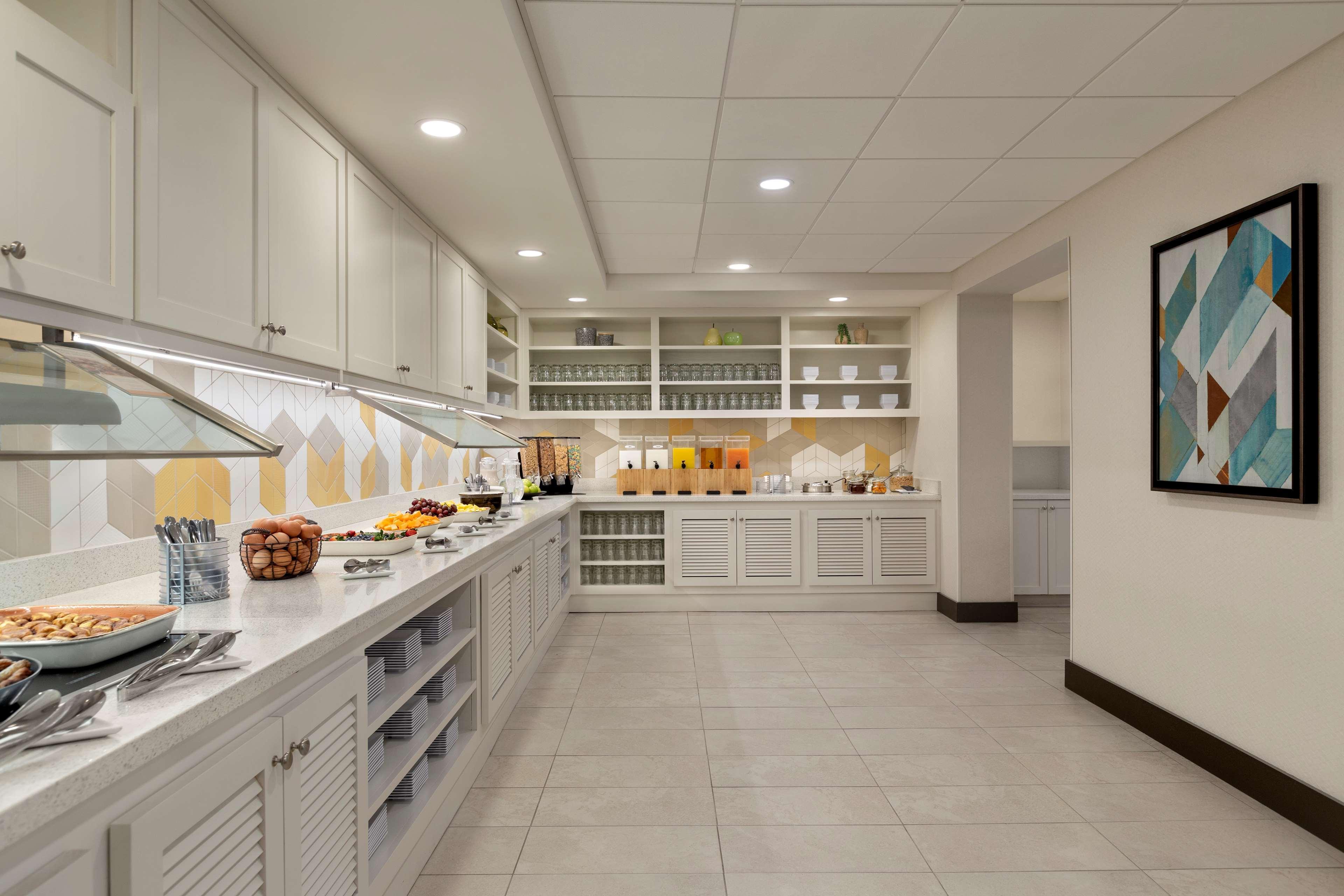 Hyatt Place Tucson Central Экстерьер фото