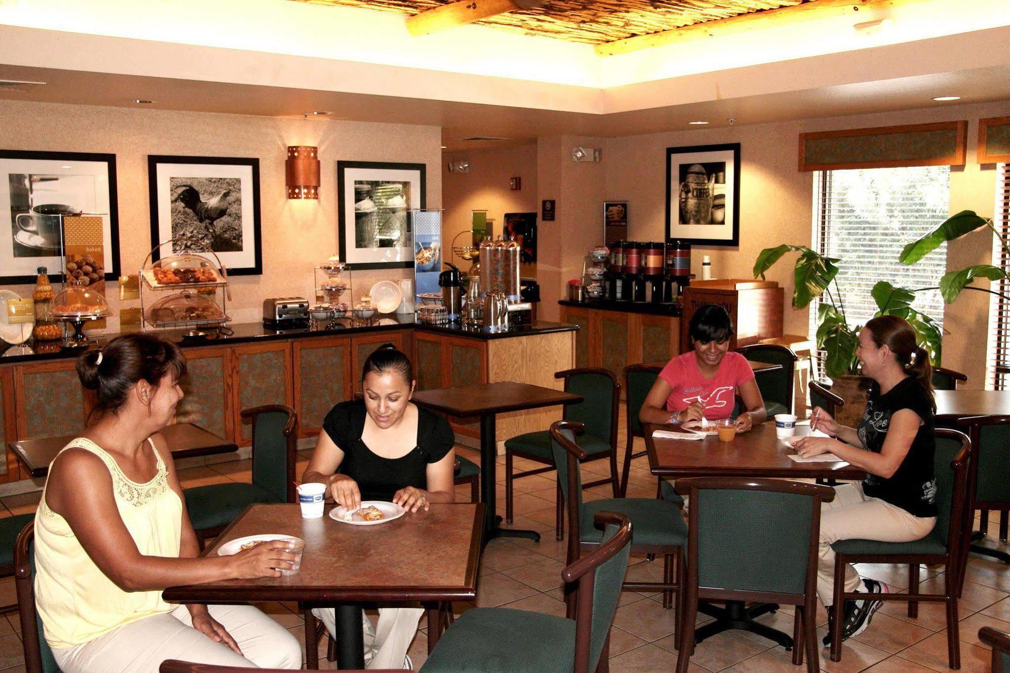 Hyatt Place Tucson Central Ресторан фото