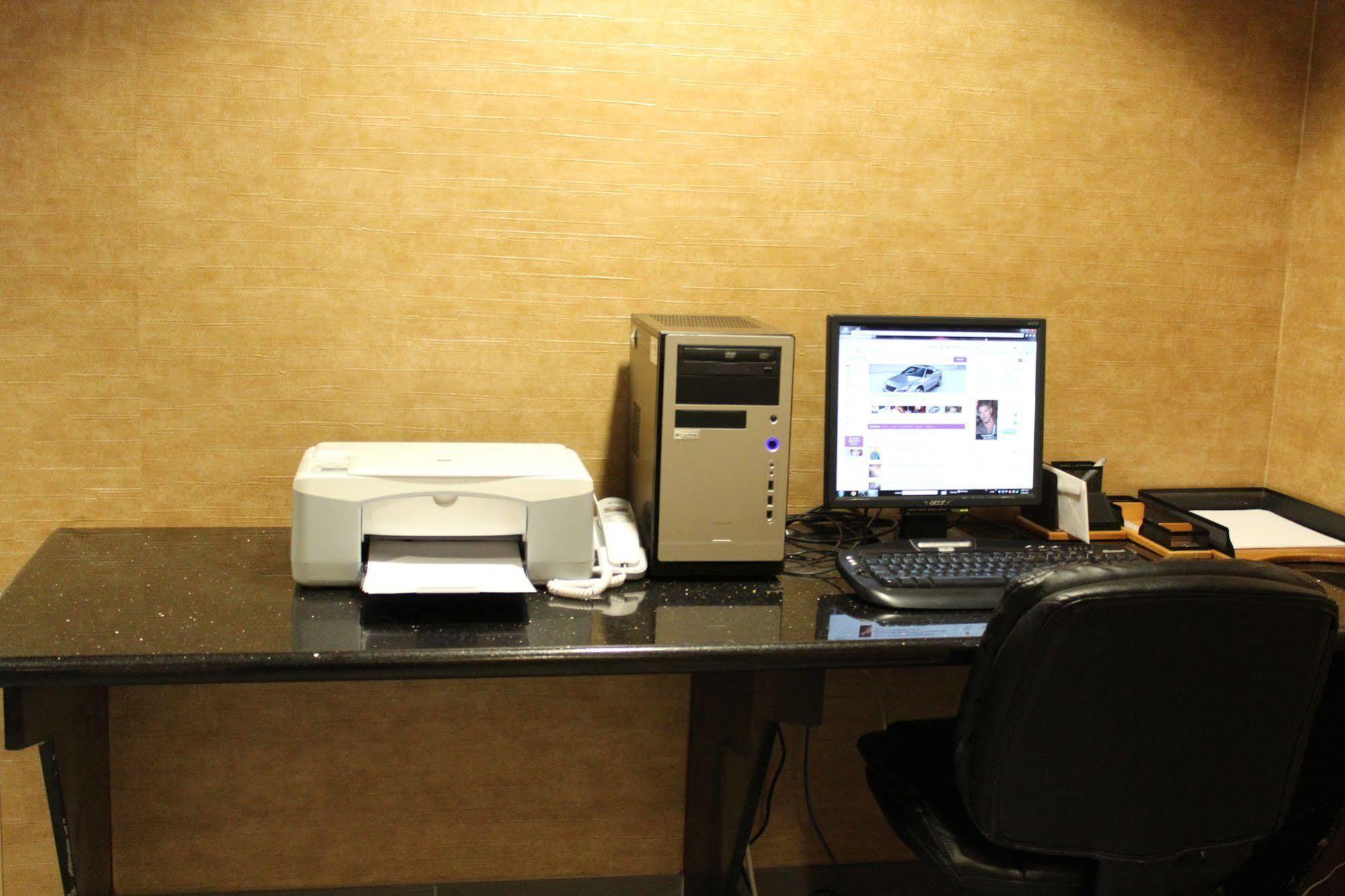 Hyatt Place Tucson Central Экстерьер фото